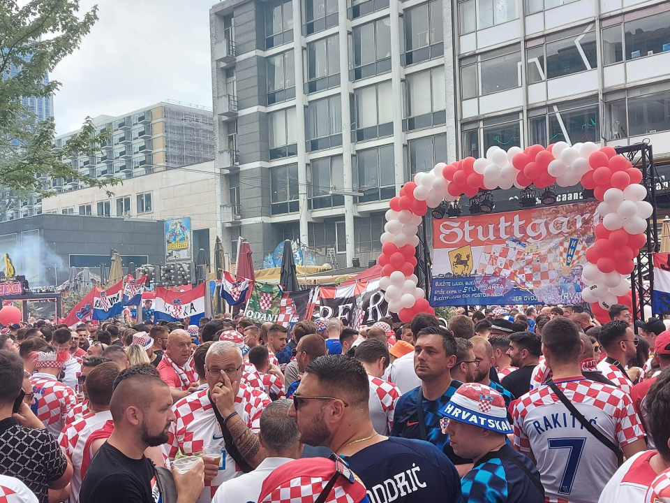 Šibenčani stigli na stadion: Atmosfera je fenomenalna