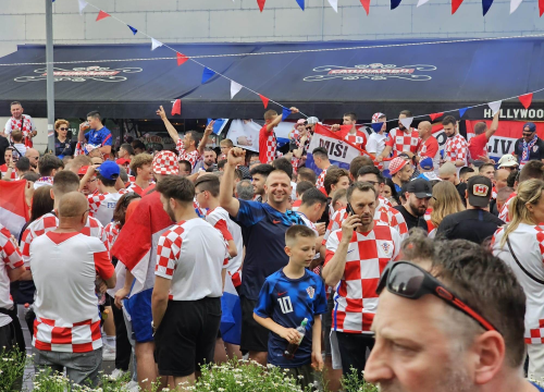 Fotografija 23 - Šibenčani stigli na stadion: Atmosfera je fenomenalna