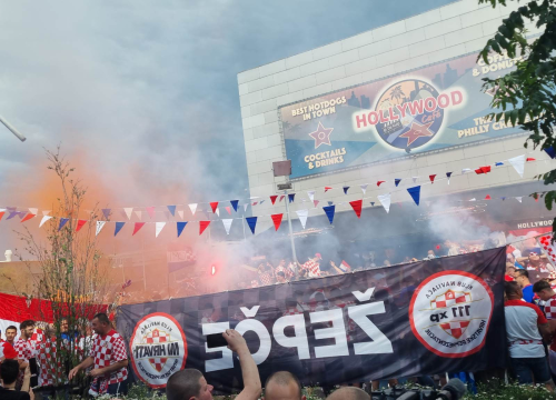 Fotografija 16 - Šibenčani stigli na stadion: Atmosfera je fenomenalna