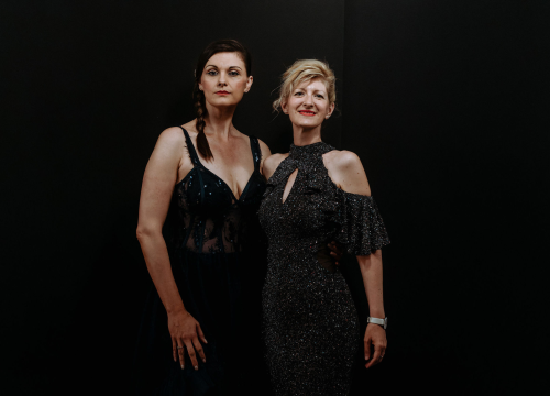 Fotografija 5 - Nera, Gordana i Đani ‘Čarobnim mjuziklom’ oduševili na Baroneu: Večeras glazbeni dokumentarac