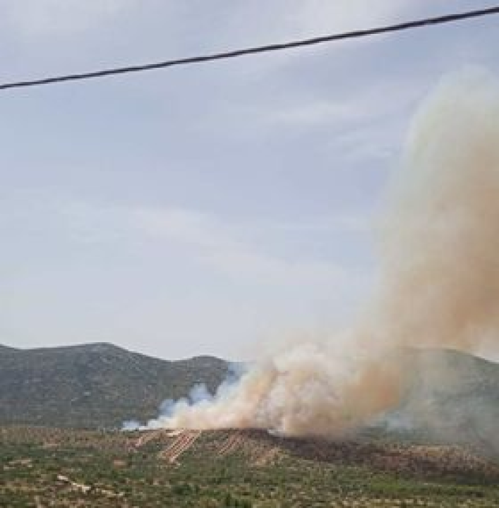 Objekti nisu ugroženi, vatrogasci ostaju na terenu cijelu noć