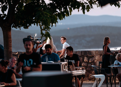 Fotografija 8 - Ljetna večer i vrhunska glazba na Barone Jazz Festivalu: B's FUNstallation oduševili Šibenčane i turiste