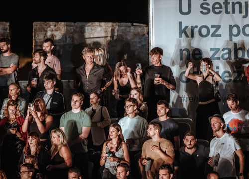 Fotografija 22 - Bonobo na prepunoj tvrđavi sv. Mihovila: 'Ovo je bilo nestvarno, ovo mi je najdraži koncert u godini!'