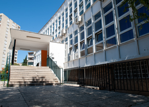 Dvoje nastavnika informatike u OŠ Tina Ujevića nastavu drže - istovremeno, ravnatelj Božikov priprema im otkaze