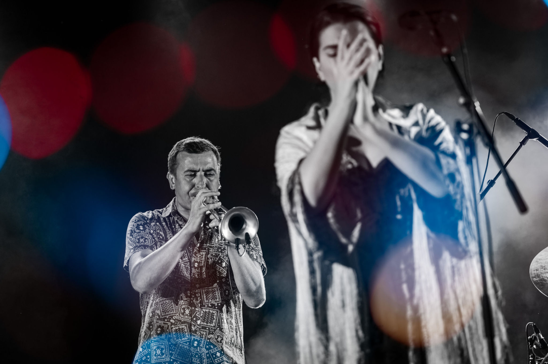 Balkan ZOO i Nina Ćorić na Baroneu: Romske pjesme u world music izričaju i dašak flamenka