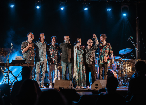 Fotografija 11 - Balkan ZOO i Nina Ćorić na Baroneu: Romske pjesme u world music izričaju i dašak flamenka