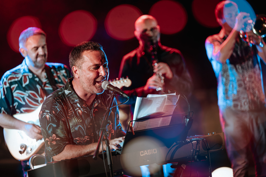 Balkan ZOO i Nina Ćorić na Baroneu: Romske pjesme u world music izričaju i dašak flamenka