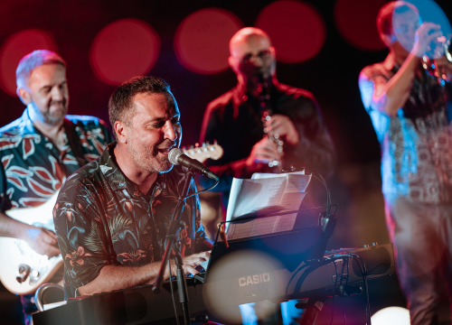 Fotografija 16 - Balkan ZOO i Nina Ćorić na Baroneu: Romske pjesme u world music izričaju i dašak flamenka