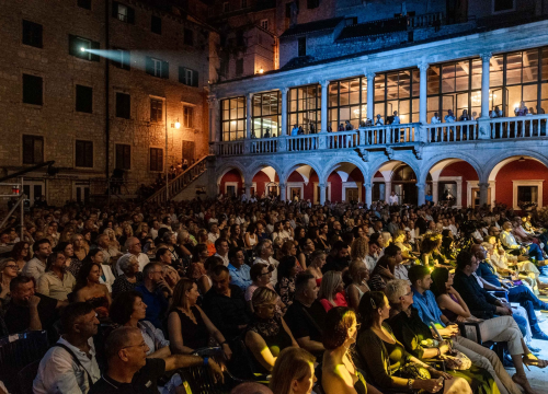 Fotografija 31 - Sinoć je završena 'Šarac era' Šansone, počela je 'Miše era': Promjene i modernizacija su nužne