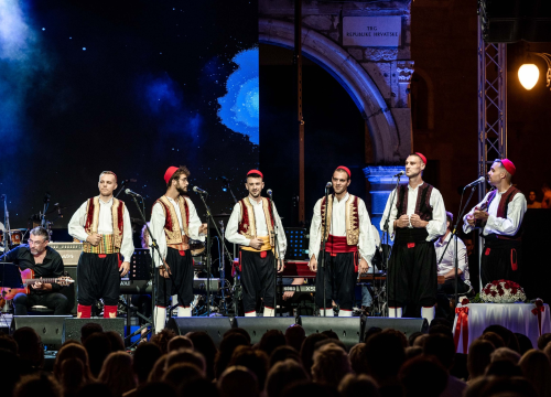 Fotografija 44 - Sinoć je završena 'Šarac era' Šansone, počela je 'Miše era': Promjene i modernizacija su nužne