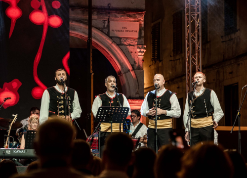 Fotografija 54 - Sinoć je završena 'Šarac era' Šansone, počela je 'Miše era': Promjene i modernizacija su nužne