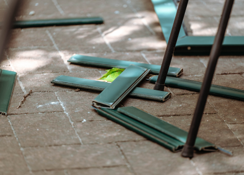 Fotografija 6 - Jugo bacilo grilju na terasu restorana na Gorici, štok vatrogasci skinuli sa stabla