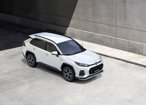 Fotografija 4 - Novi Suzuki Across (PHEV) sada uz Suzuki subvencije!