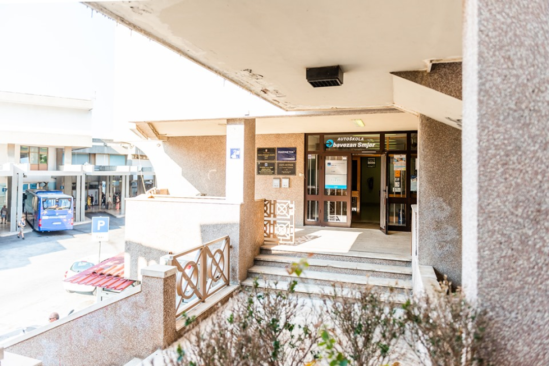 Uz autoškolu Obavezan smjer uspješno položite vozački ispit!