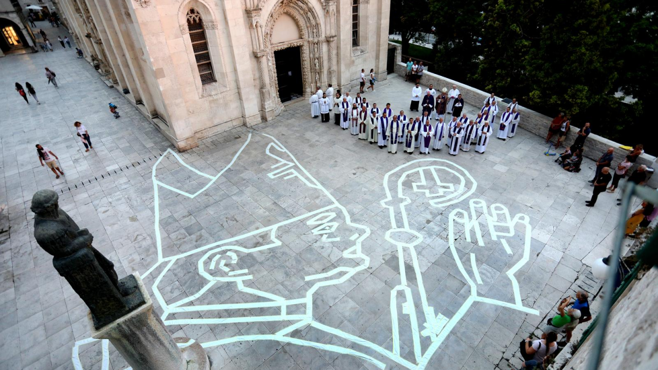 Na današnji dan umro je šibenski biskup Srećko Badurina