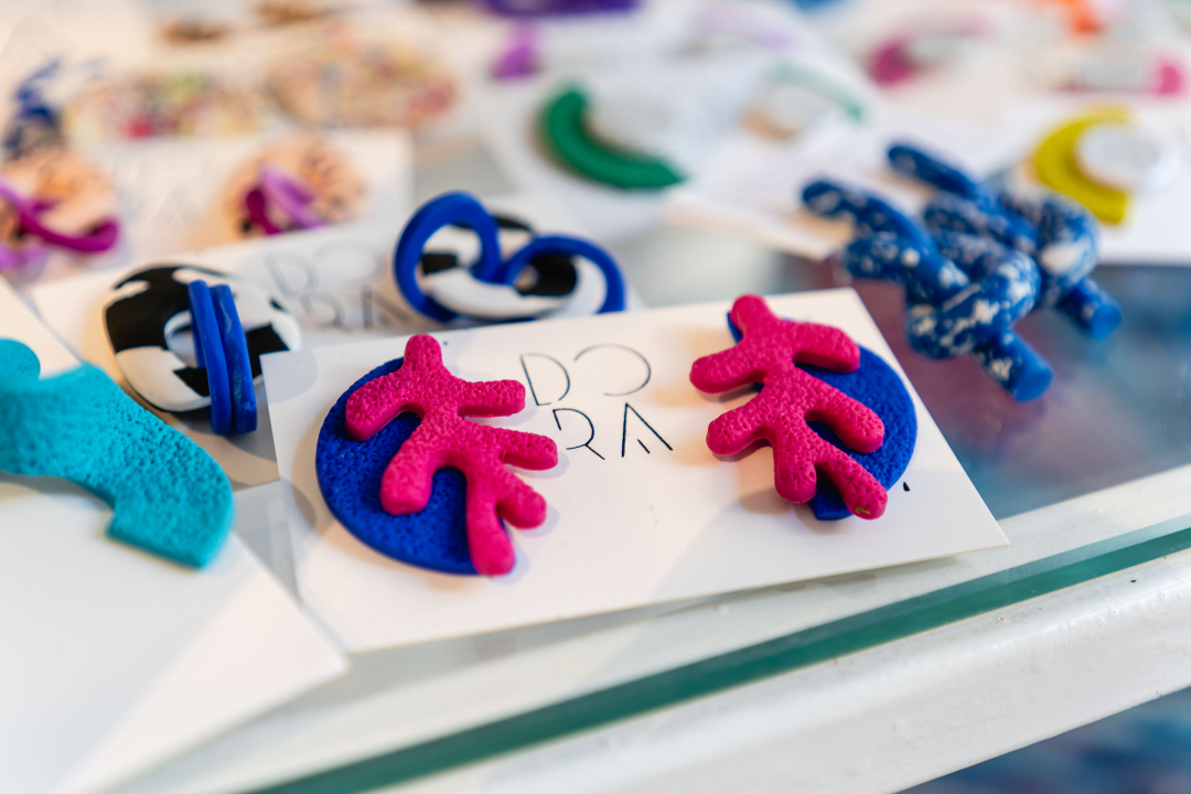 U Galeriju Juraj Dalmatinac stigle zimske kolekcije dizajnerske odjeće i nakita