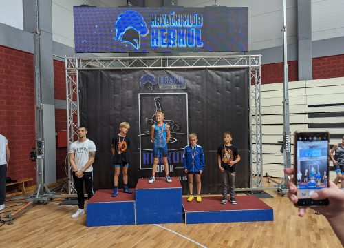 Fotografija 4 - Šibenski hrvači za vikend nastupili na tri natjecanja: Doma se vratili s pregršt medalja
