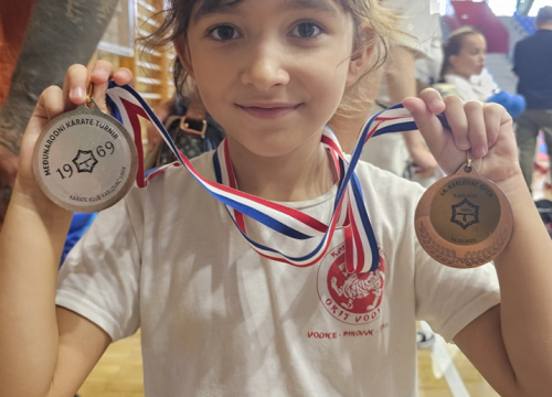 Fotografija 23 - Vodički karataši na međunarodnom turniru osvojili 35 medalja