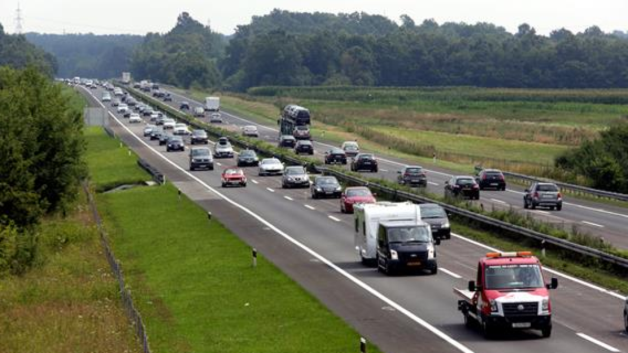 Zbog vjetra zabrane i ograničenja na Jadranskoj magistrali