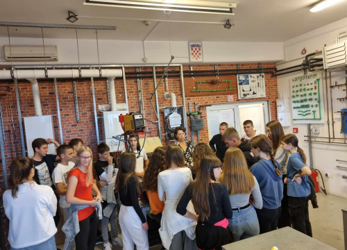 Fotografija 6 - 'Dan otvorenih vrata' u Industrijsko-obrtničkoj školi: 'Učenici mogu vidjeti kako se radi u našim radionicama'