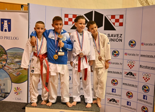 Fotografija 15 - Karate klub Okit-Vodice osvojio 15 medalja na Prvenstvu Hrvatske za mlađe uzraste