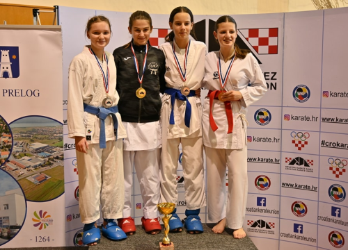 Fotografija 10 - Karate klub Okit-Vodice osvojio 15 medalja na Prvenstvu Hrvatske za mlađe uzraste