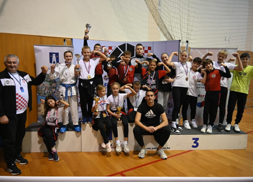 Fotografija 9 - Karate klub Okit-Vodice osvojio 15 medalja na Prvenstvu Hrvatske za mlađe uzraste