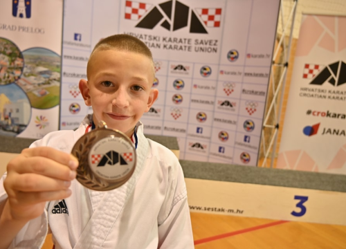 Fotografija 5 - Karate klub Okit-Vodice osvojio 15 medalja na Prvenstvu Hrvatske za mlađe uzraste