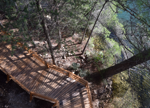 Fotografija 9 - Završeni radovi na uređenju pješačke staze ispod Skradinskog mosta