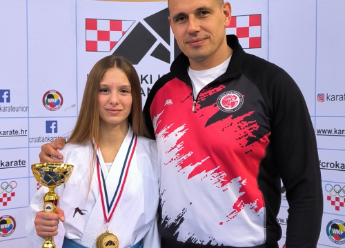 Fotografija 7 - Troje karatista Šibenika 1066 na Kupu Hrvatske došlo do pet zlatnih medalja, klub ukupno drugi u državi