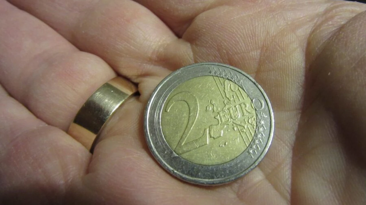 Za ovu kovanicu od dva eura vlasnik traži 99.000 eura