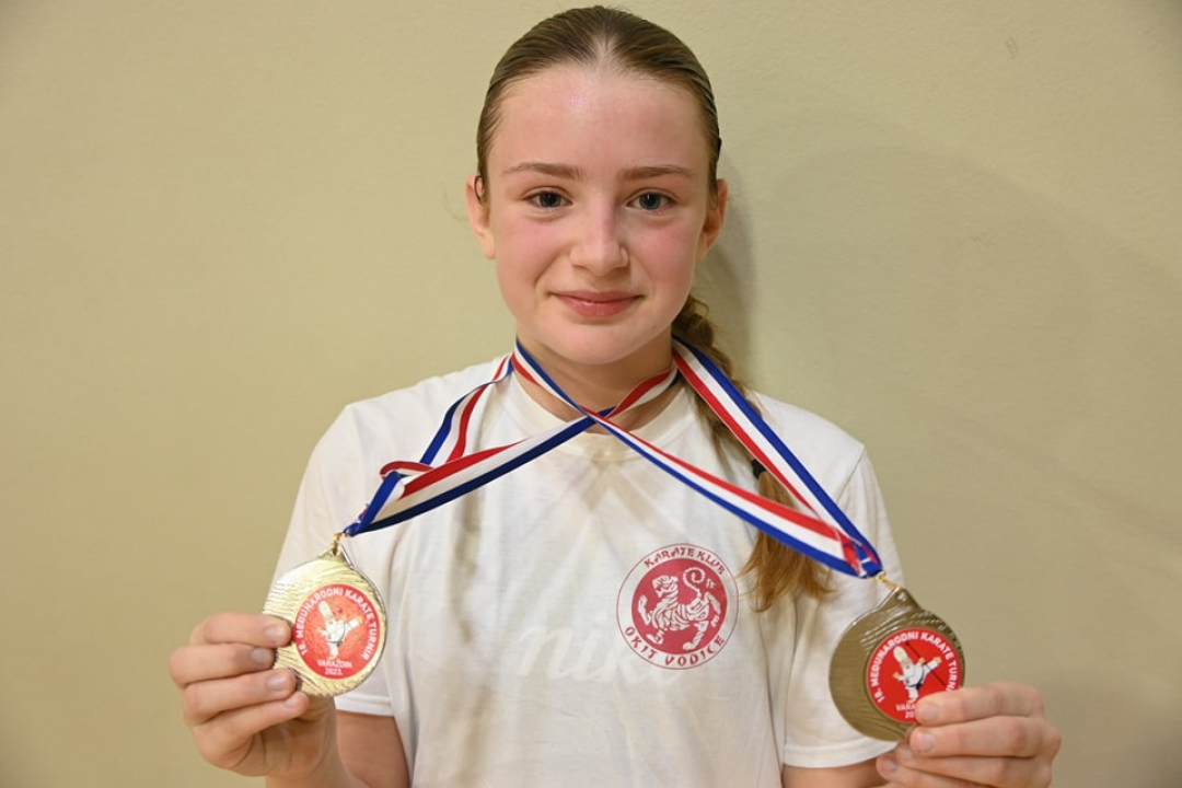 Članovi Karate kluba Okit Vodice na međunarodnom turniru osvojili deset zlata, pet srebra i pet bronci