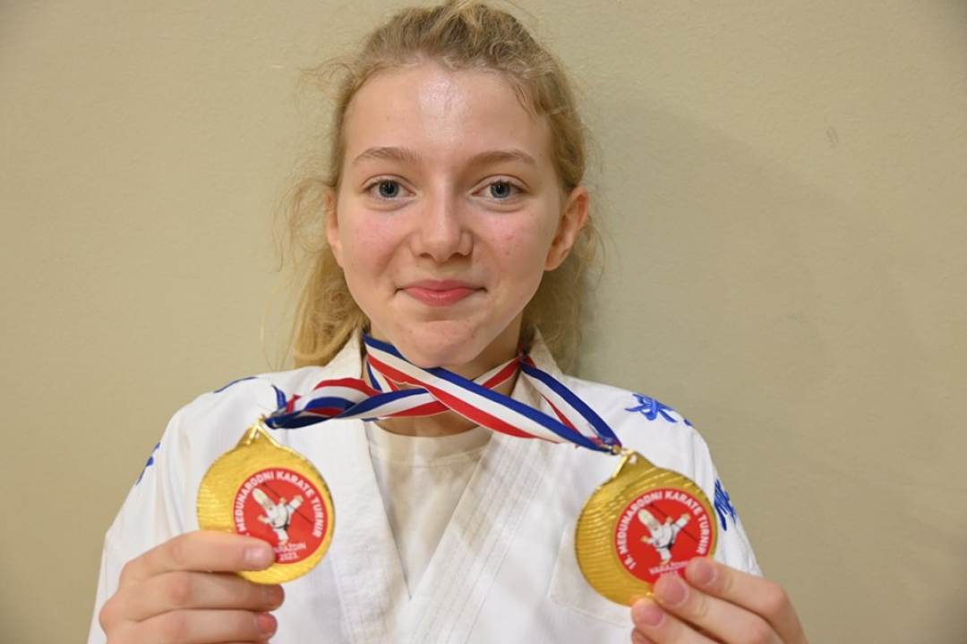 Članovi Karate kluba Okit Vodice na međunarodnom turniru osvojili deset zlata, pet srebra i pet bronci