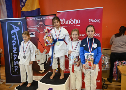 Fotografija 14 - Članovi Karate kluba Okit Vodice na međunarodnom turniru osvojili deset zlata, pet srebra i pet bronci