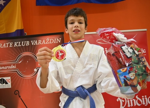 Fotografija 4 - Članovi Karate kluba Okit Vodice na međunarodnom turniru osvojili deset zlata, pet srebra i pet bronci