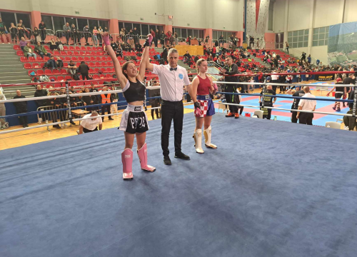 Fotografija 5 - Tri borca, tri zlata: Kickboxing klub Dalmatino sjajan na Croatia Openu