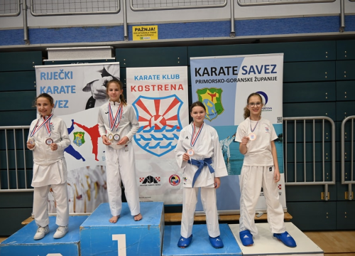 Fotografija 13 - KK Okit prvi u ukupnom poretku u Kostreni