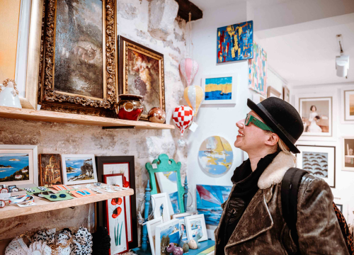 U Galeriji Juraj Dalmatinac potražite predivne unikatne poklone i umjetnine po odličnim cijenama