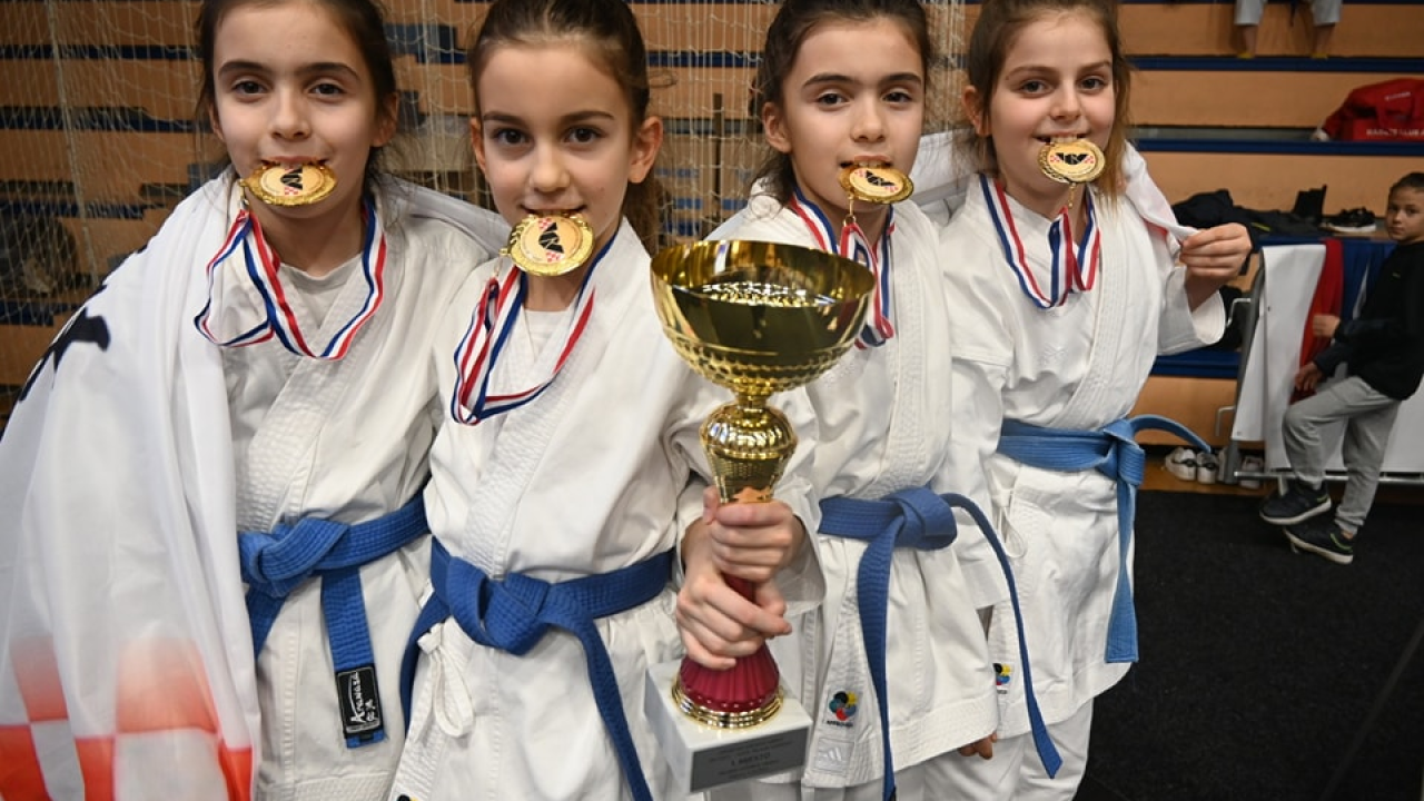 Karate klub 'Pirovac' ekipni je prvak Hrvatske