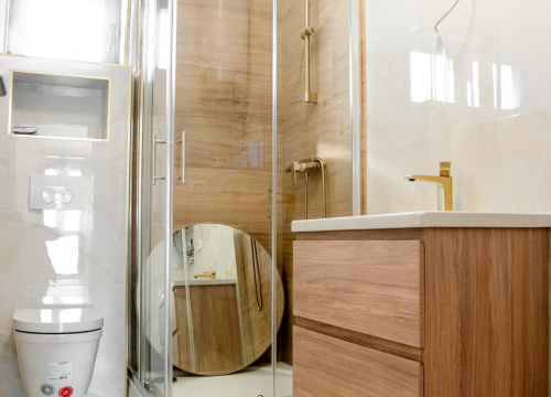 Fotografija 14 - Iznajmljuje se atraktivan i prostran poslovni prostor u Ražinama!