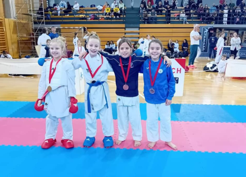 Fotografija 5 - Murterski karataši osvojili tri medalje na turniru koji je okupio 491 natjecatelja