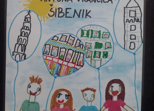 Fotografija 2 - Šibenski gimnazijalci kupili hranilice, igračke i  školski pribor za djecu u domu Maestral