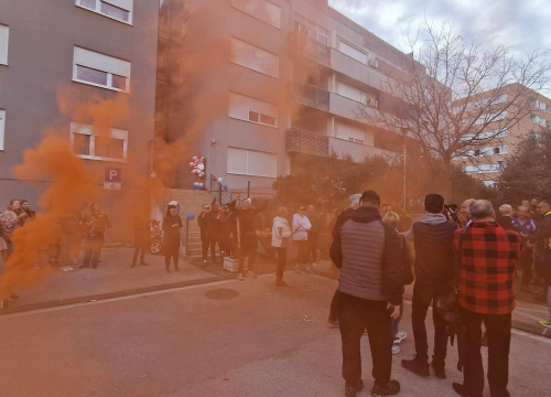 Fotografija 12 - Ivica Tucak ostao bez teksta: Susjedi  na Šubićevcu pripremili mu doček kojem se nije nadao, ali se oduševio