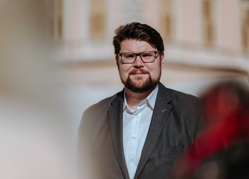 Oporba: 'Vrijeme za nove izbore, korupcija raste, životni standard pada'