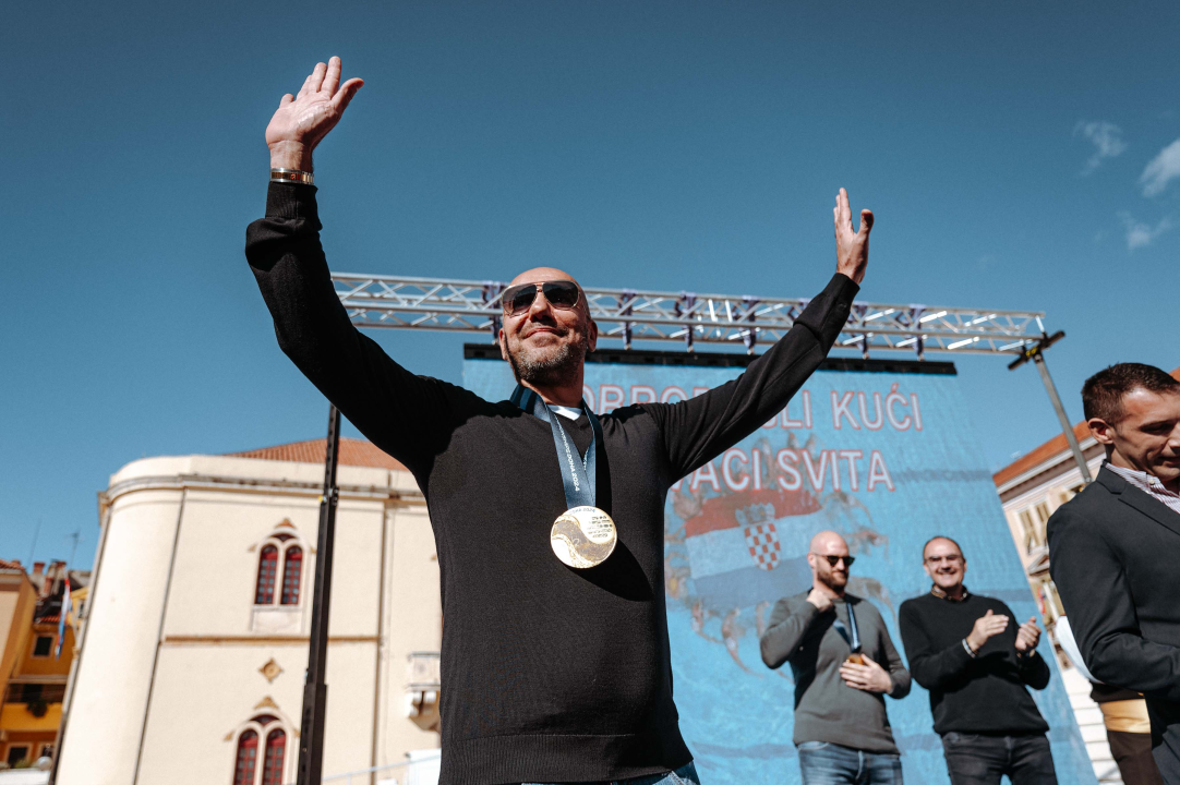Šibenčani masovno dočekali svjetske prvake, Tucak: 'Gdje god pođem osjećam ljubav koju mi pružate'