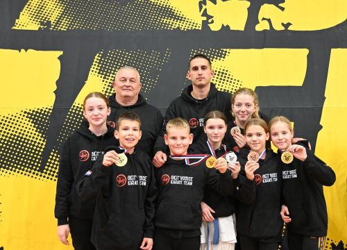 Karate klub Okit iz Slovenije se vratio s pregršt medalja: Njih sedam osvojilo ih šest