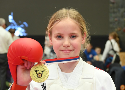 Fotografija 7 - Karate klub Okit iz Slovenije se vratio s pregršt medalja: Njih sedam osvojilo ih šest