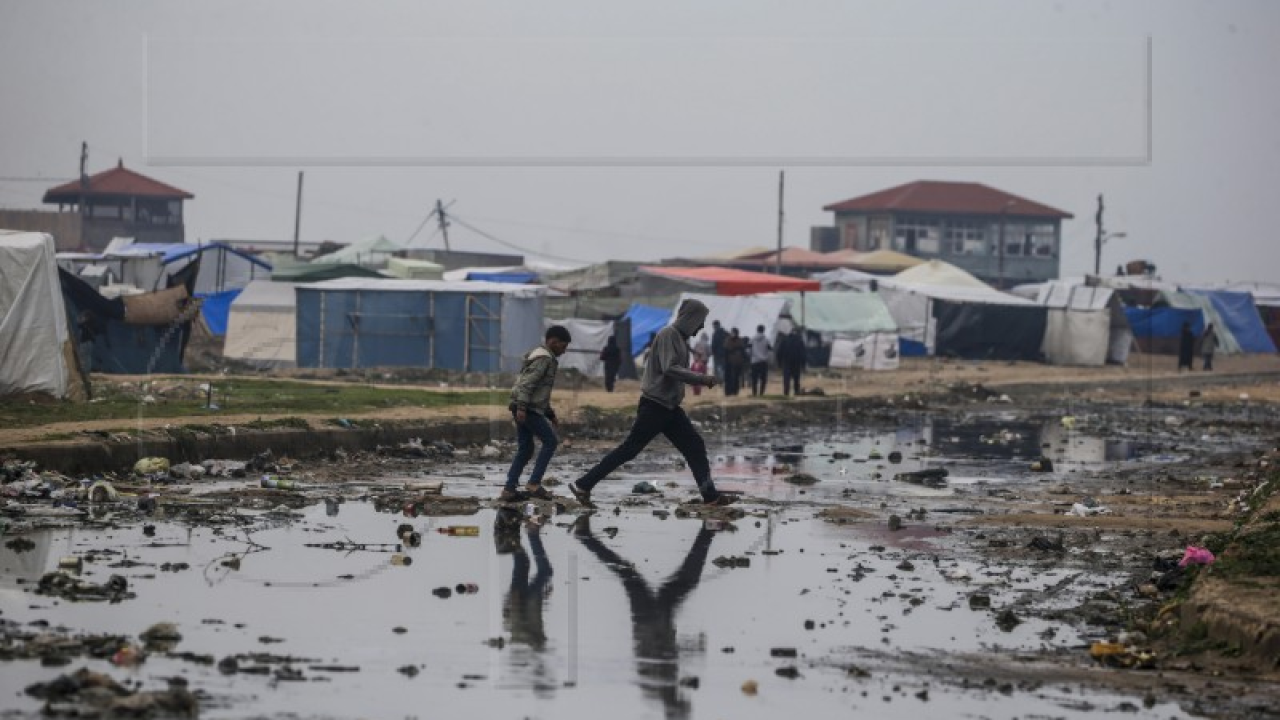 Britanija i Jordan iz zraka isporučuju pomoć bolnici u Gazi