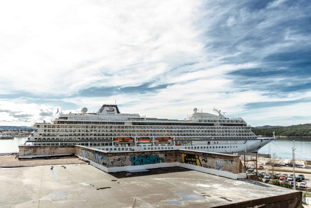 Viking Saturn na putu za Veneciju stao u Šibenik, prosječna cijena putovanja je 2700 dolara po osobi