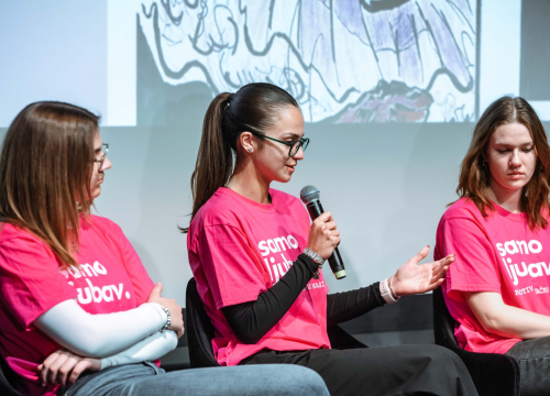 Fotografija 6 - Na skupu o vršnjačkom nasilju župan Jelić priznao: 'I ja sam bio žrtva nasilnika, to nosi brojne frustracije'